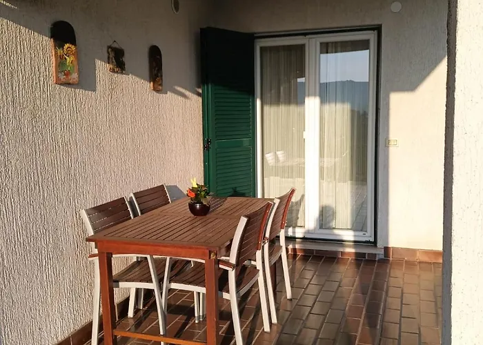 Apartma Terassa 이졸라