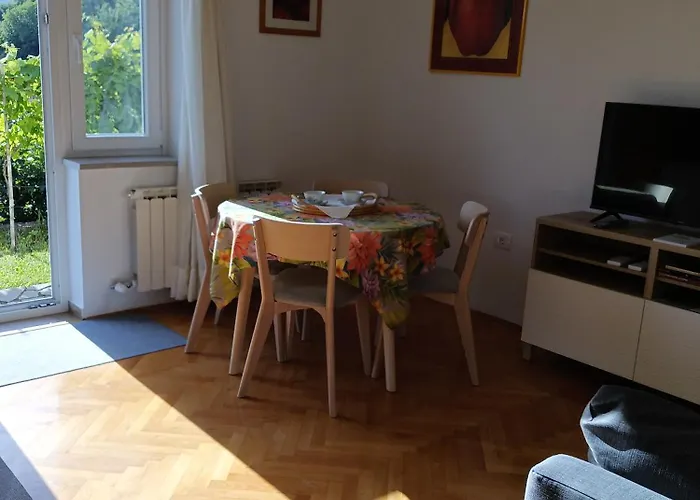 Apartma Terassa 이졸라